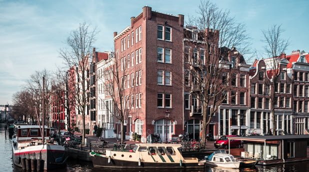 Amsterdam pakt illegale onderverhuur sociale huurwoningen aan