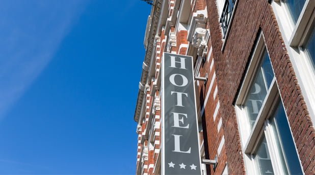 Hotelstop in Amsterdam drijft interesse in hotelbeleggingen op